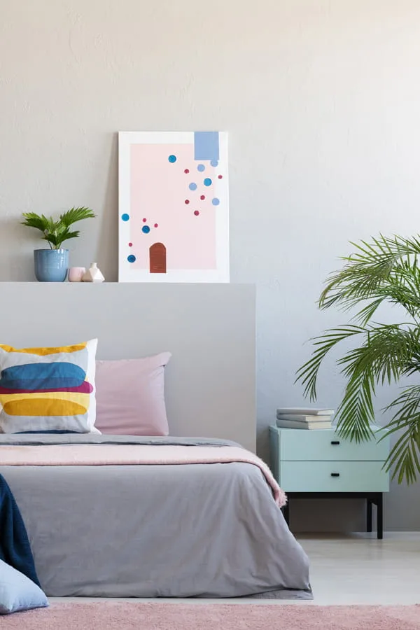 Children's bedroom decorated with microcement on the wall