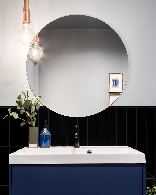 Paso a paso: cómo pintar los azulejos del baño y la cocina – Diario Río  Negro